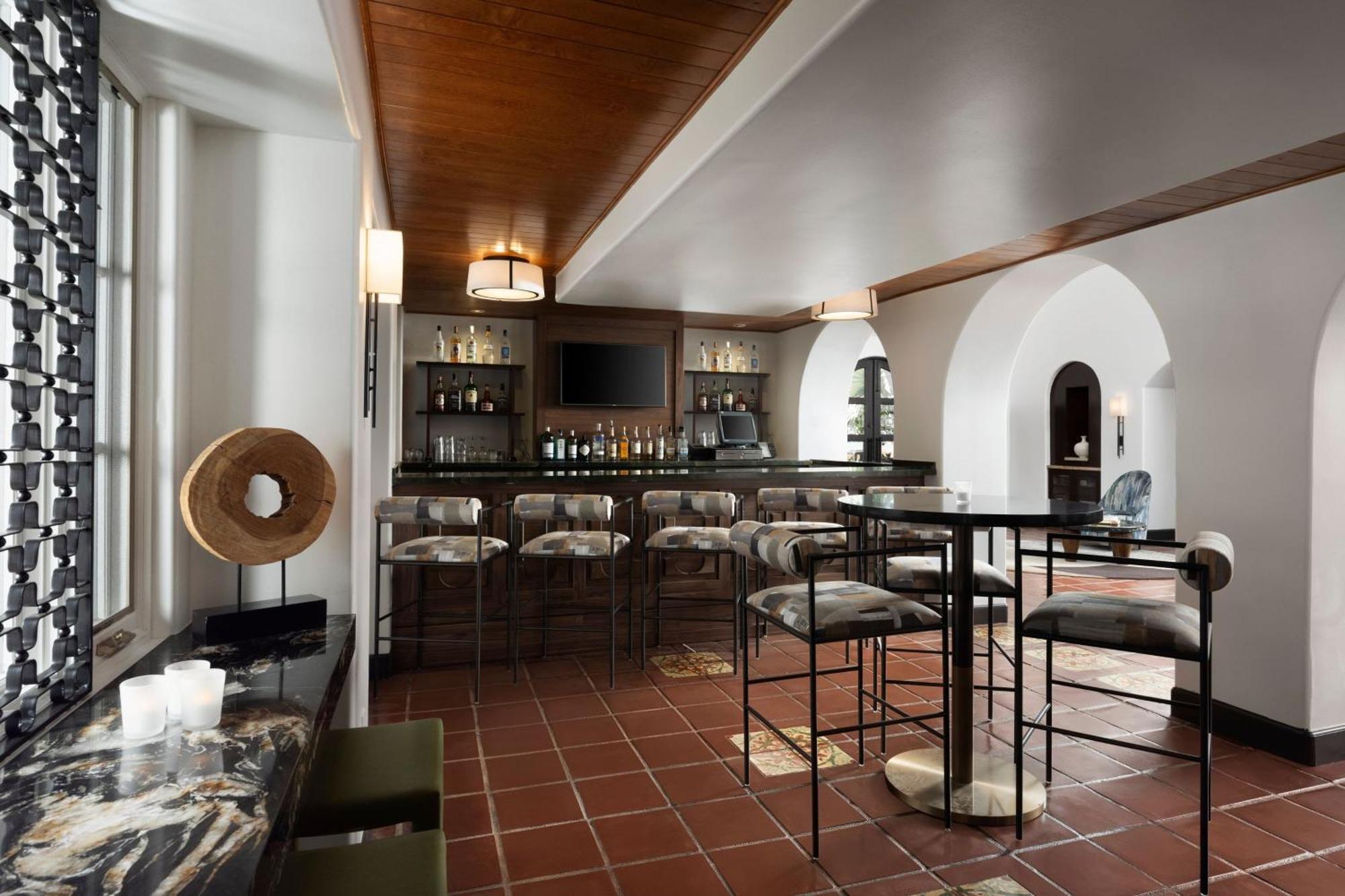 Triada Palm Springs, Autograph Collection