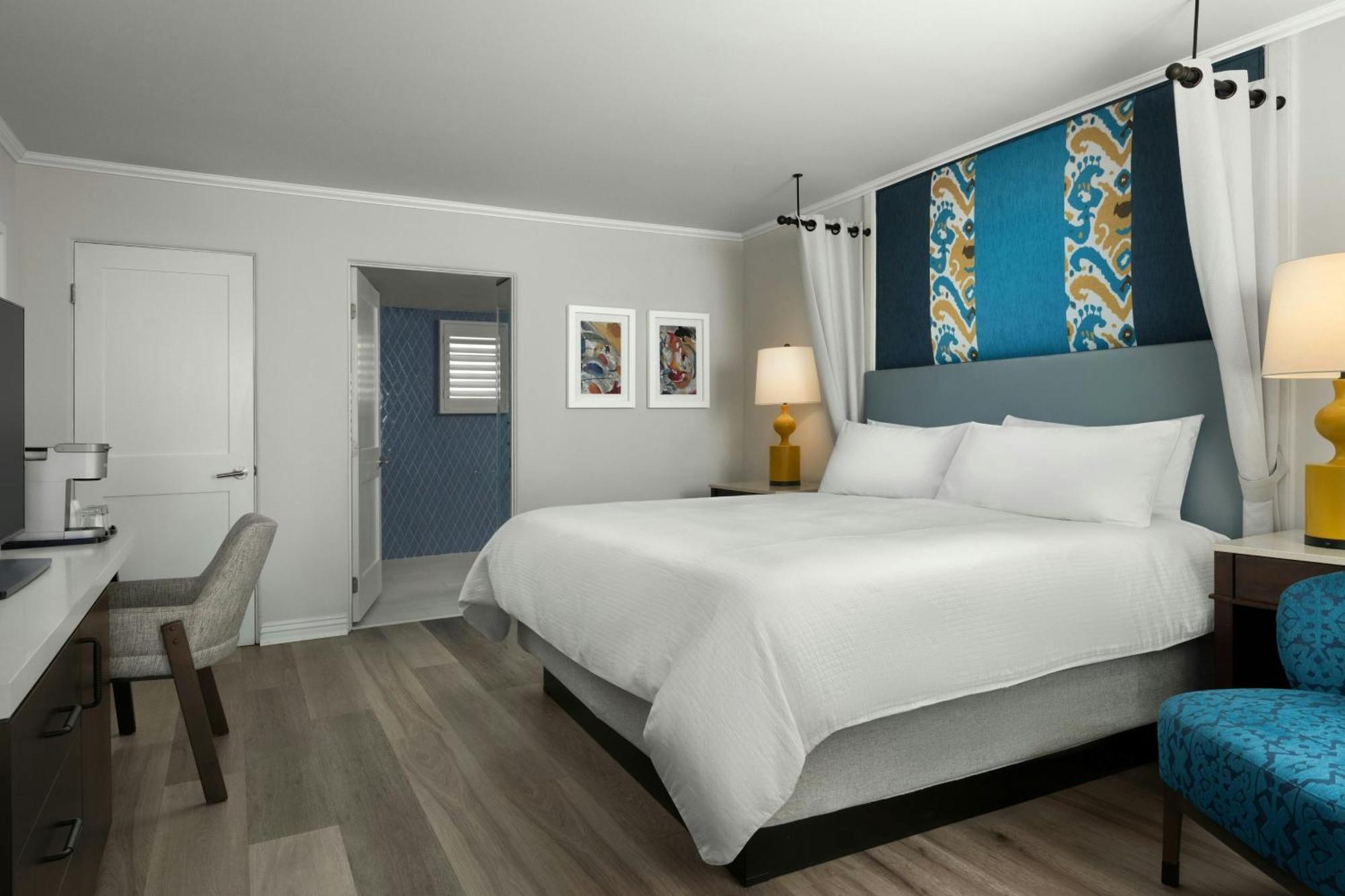Triada Palm Springs, Autograph Collection Hotel 4*