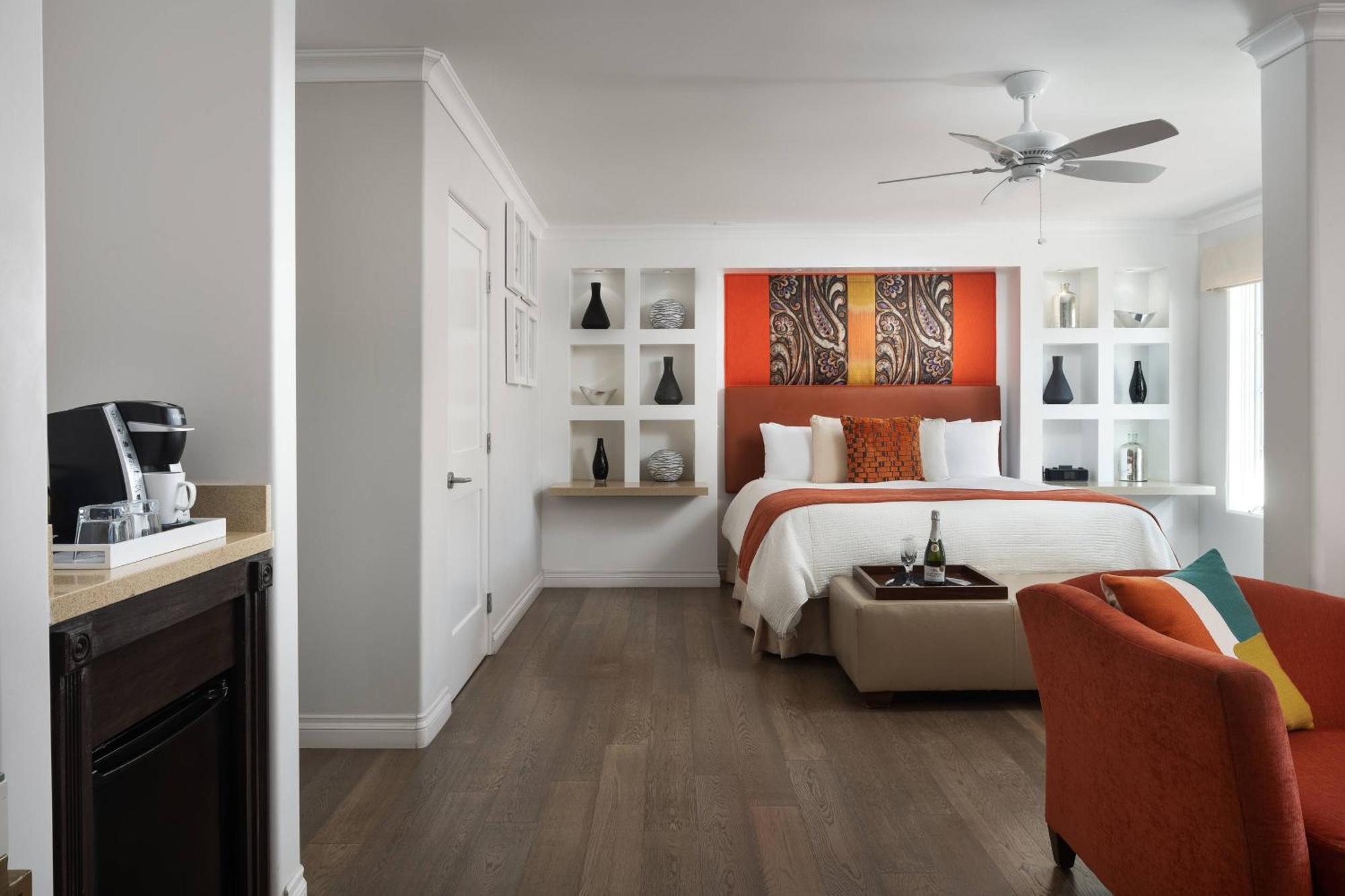 Triada Palm Springs, Autograph Collection 4*